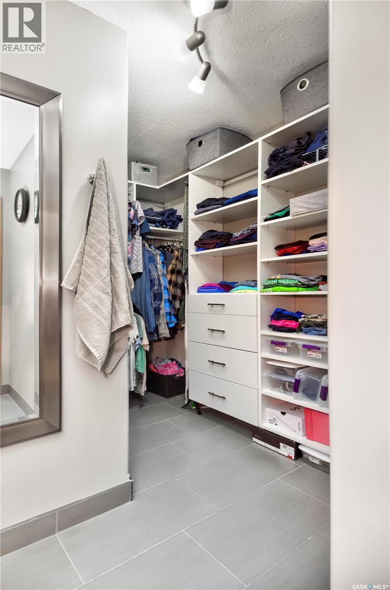 645 Aaron Drive, Prince Albert, Saskatchewan  S6V 8C3 - Photo 18 - SK033245