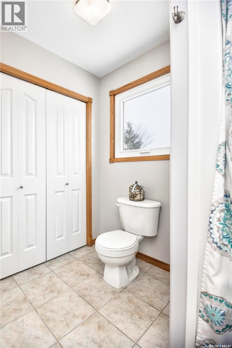 645 Aaron Drive, Prince Albert, Saskatchewan  S6V 8C3 - Photo 24 - SK033245