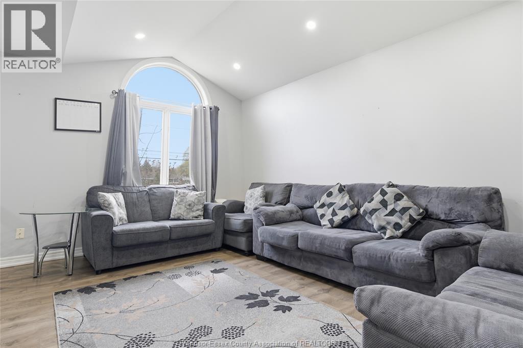 724 Cabana Road East, Windsor, Ontario  N9G 1A4 - Photo 6 - 26008481