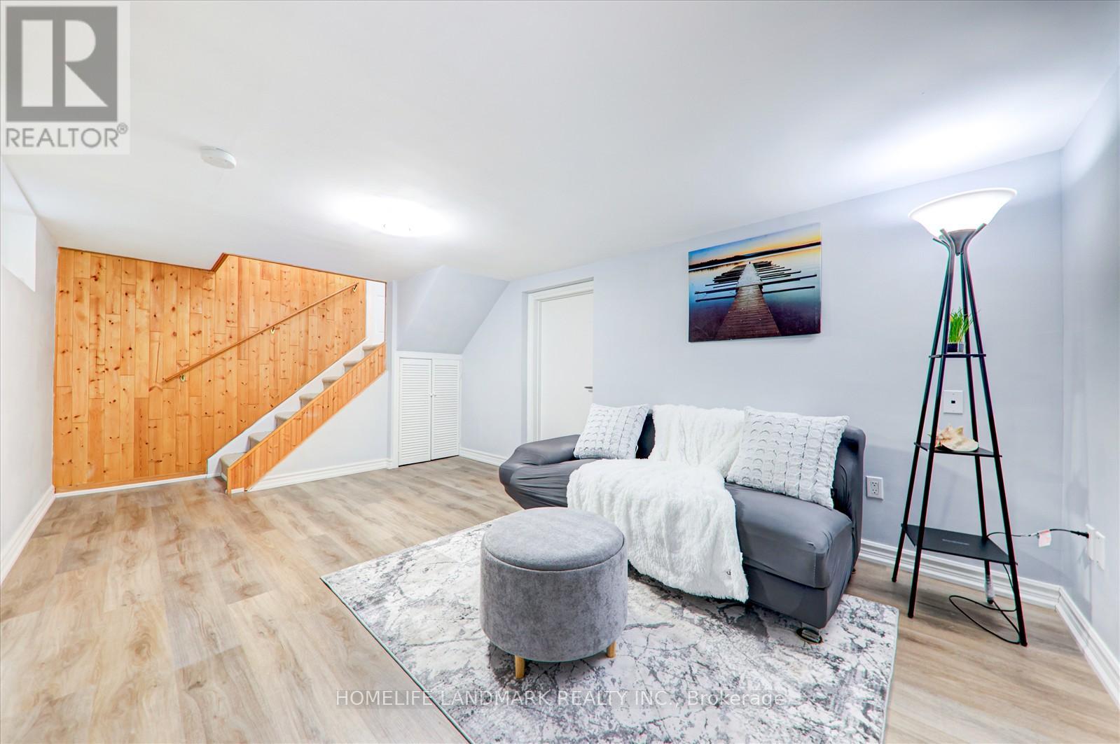 270 Rupert Avenue, Whitchurch-Stouffville, Ontario  L4A 1C5 - Photo 15 - N13011902