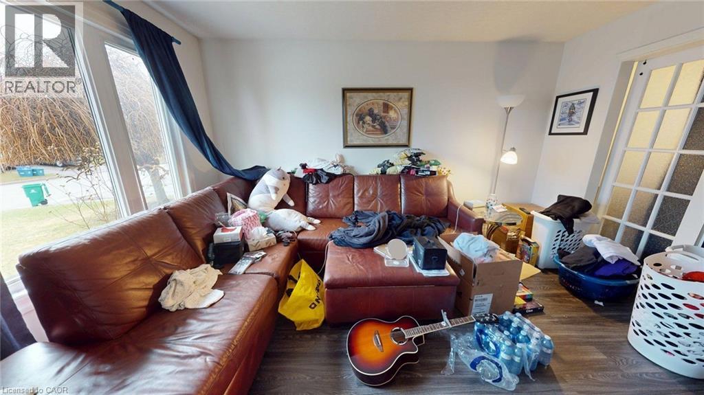 48 Tamvale Crescent, Kitchener, Ontario  N2E 3K7 - Photo 2 - 40817941