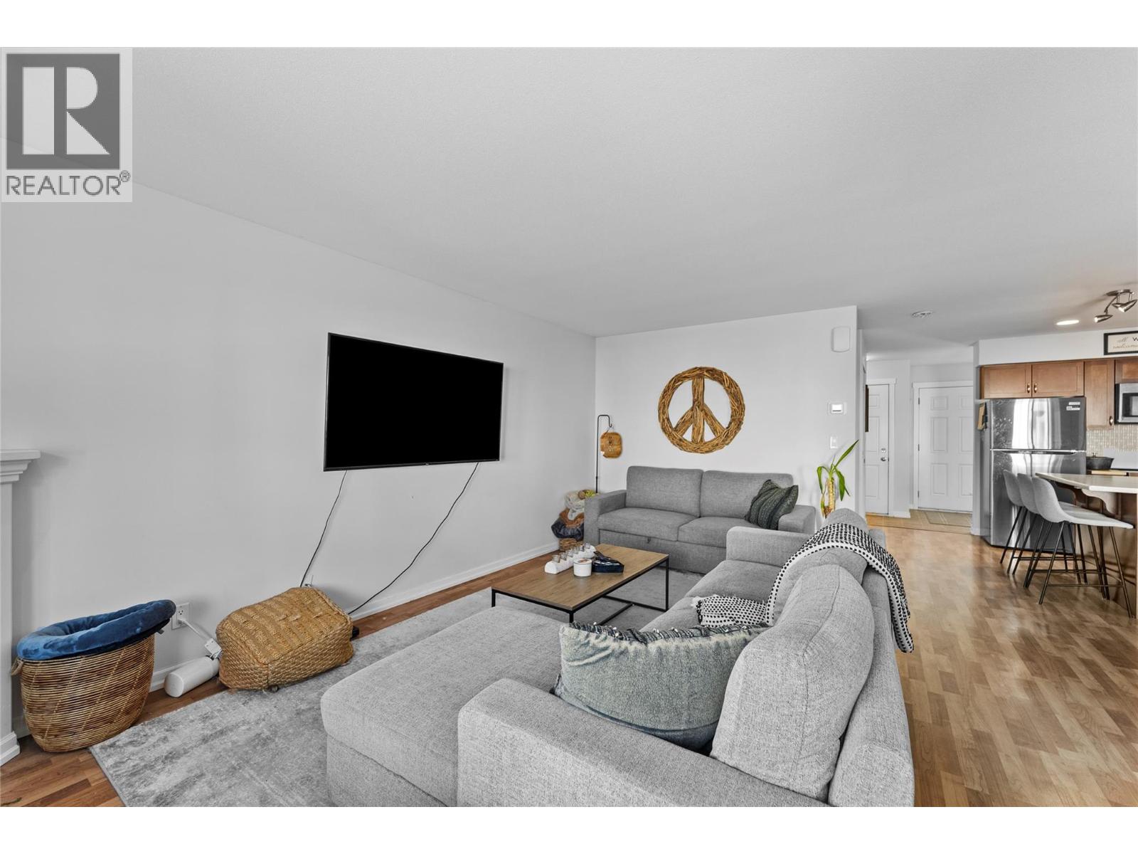 1900 Hugh Allan Drive Unit# 20, Kamloops, British Columbia  V2E 0A8 - Photo 8 - 10383620