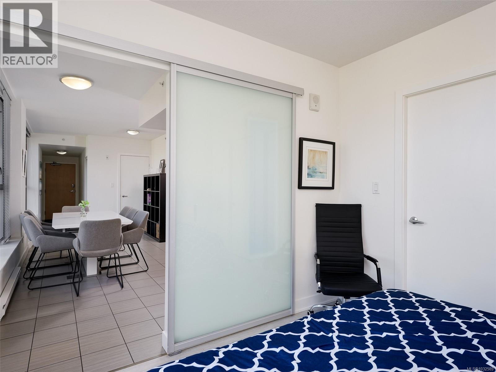 304 760 Johnson St, Victoria, British Columbia  V8W 0A4 - Photo 12 - 1032589