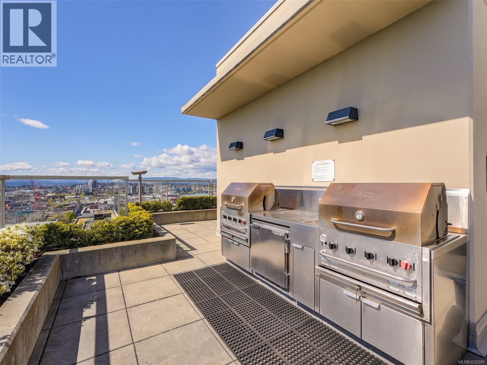 304 760 Johnson St, Victoria, British Columbia  V8W 0A4 - Photo 21 - 1032589