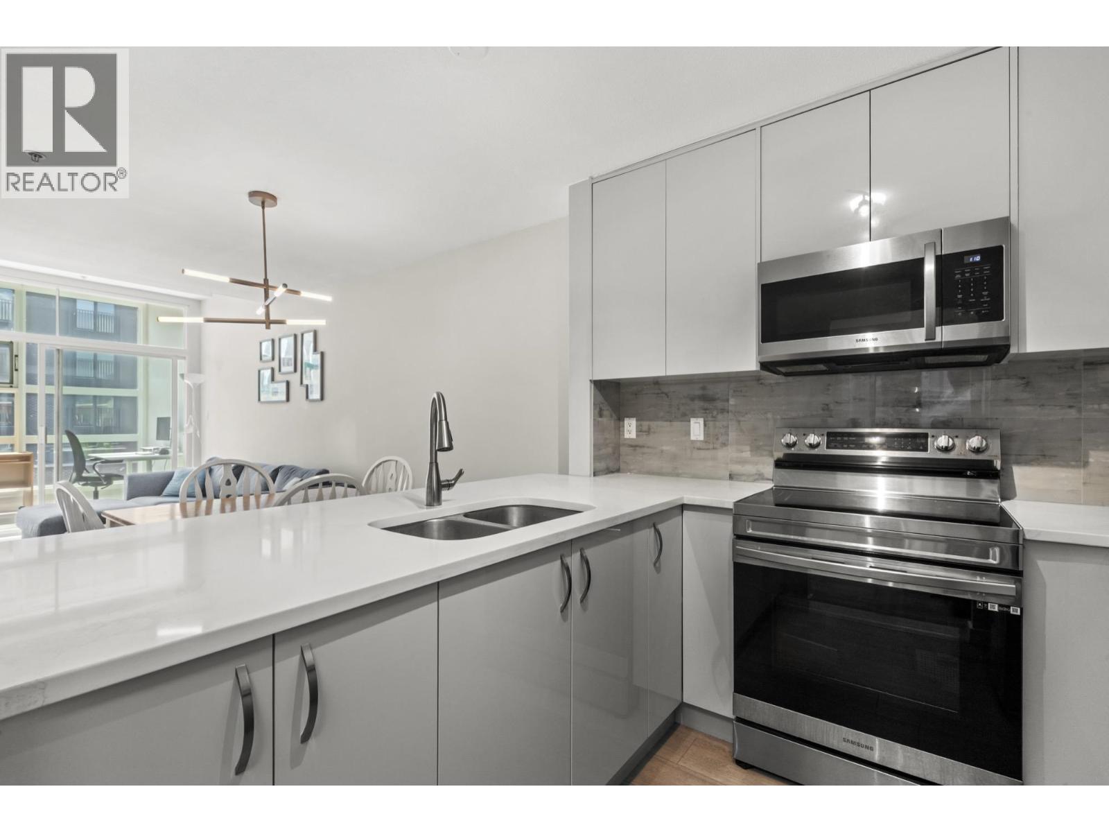 402 2929 W 4th, Vancouver, British Columbia  V6K 4T3 - Photo 4 - R3110319