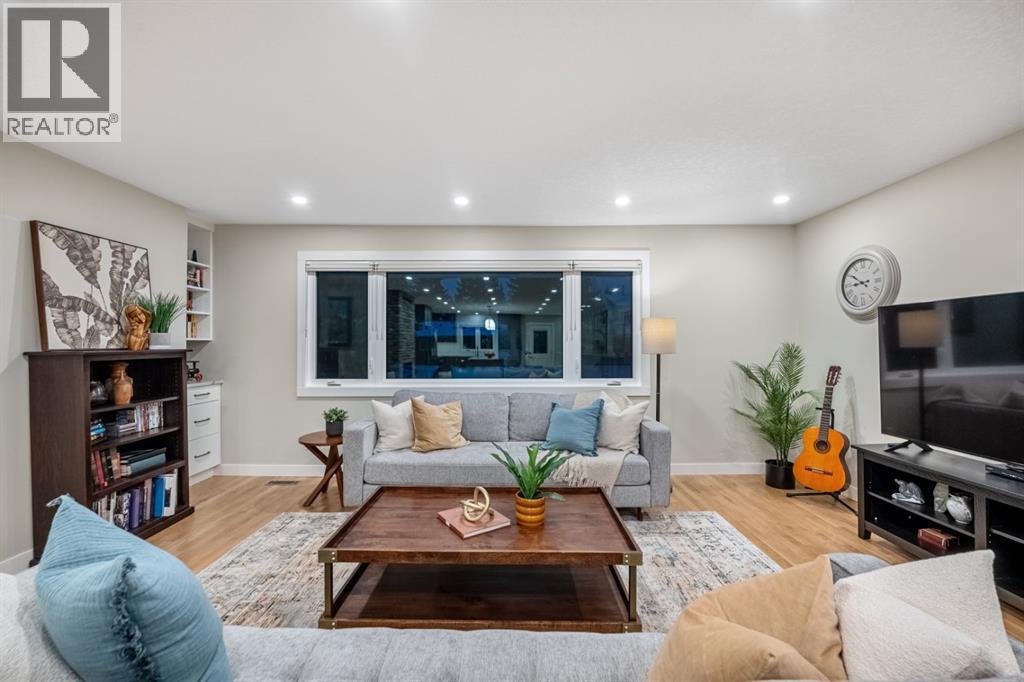 115 Lake Wasa Place Se, Calgary, Alberta  T2J 3N5 - Photo 7 - A2301488