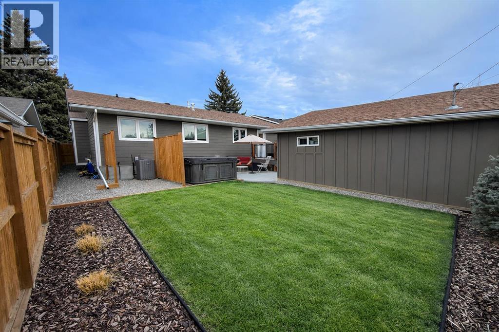 115 Lake Wasa Place Se, Calgary, Alberta  T2J 3N5 - Photo 41 - A2301488