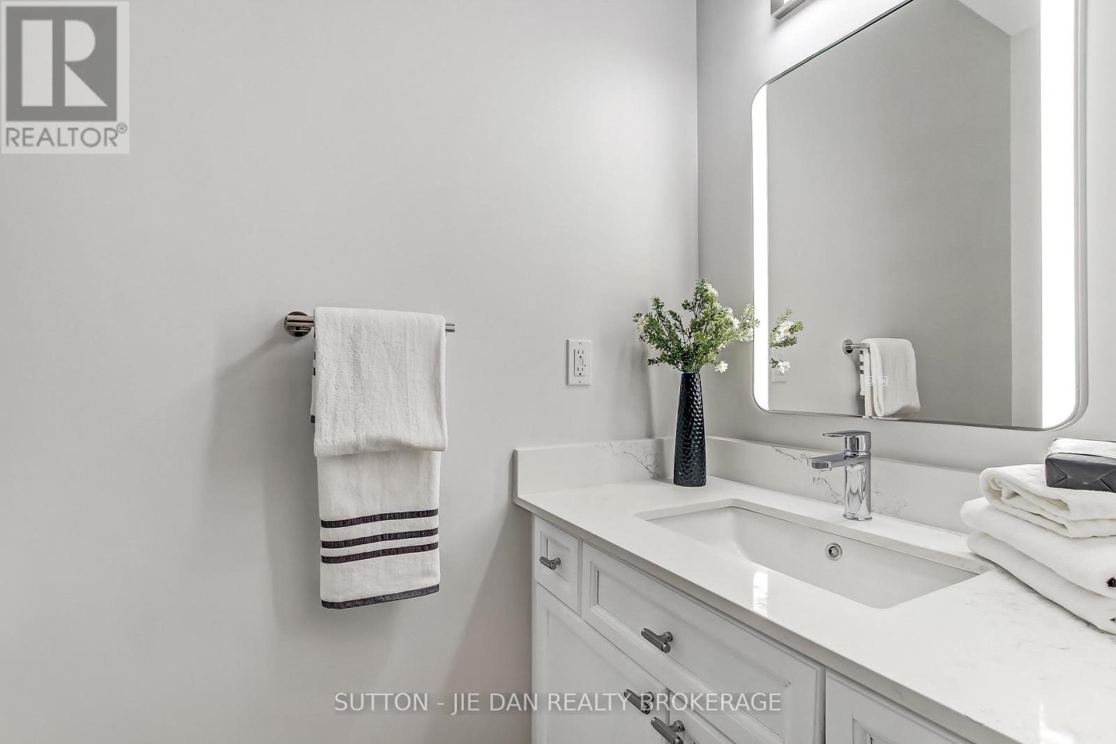 328 Plane Tree Drive, London North, Ontario  N6G 5J4 - Photo 13 - X13014834