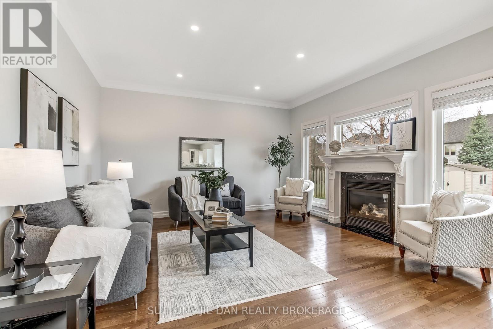 328 Plane Tree Drive, London North, Ontario  N6G 5J4 - Photo 6 - X13014834