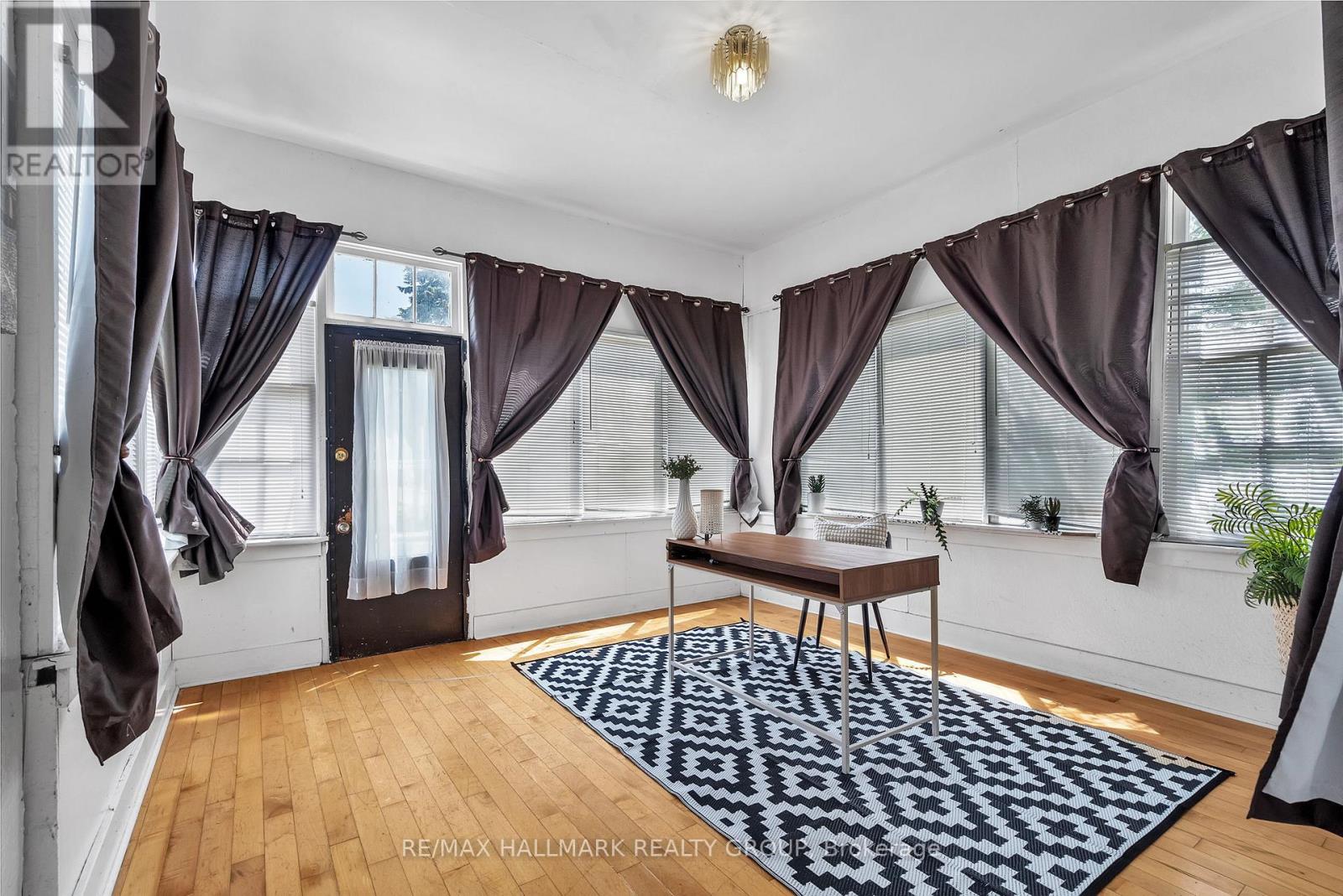 5 - 20 Russell Street W, Smiths Falls, Ontario  K7A 1N9 - Photo 4 - X13013024