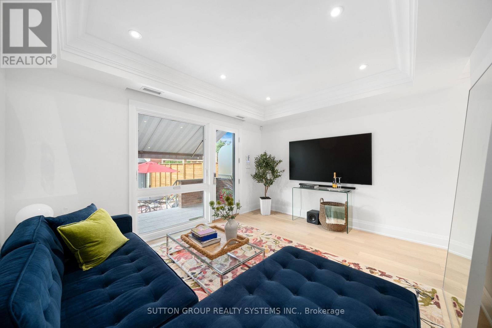 112 Argyle Street, Toronto, Ontario  M6J 1N9 - Photo 7 - C13014712