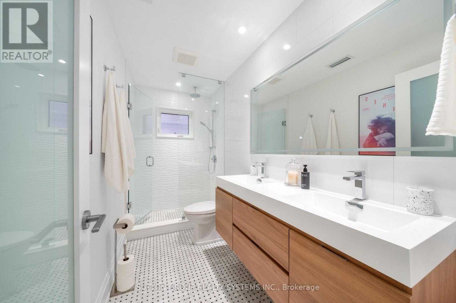 112 Argyle Street, Toronto, Ontario  M6J 1N9 - Photo 8 - C13014712