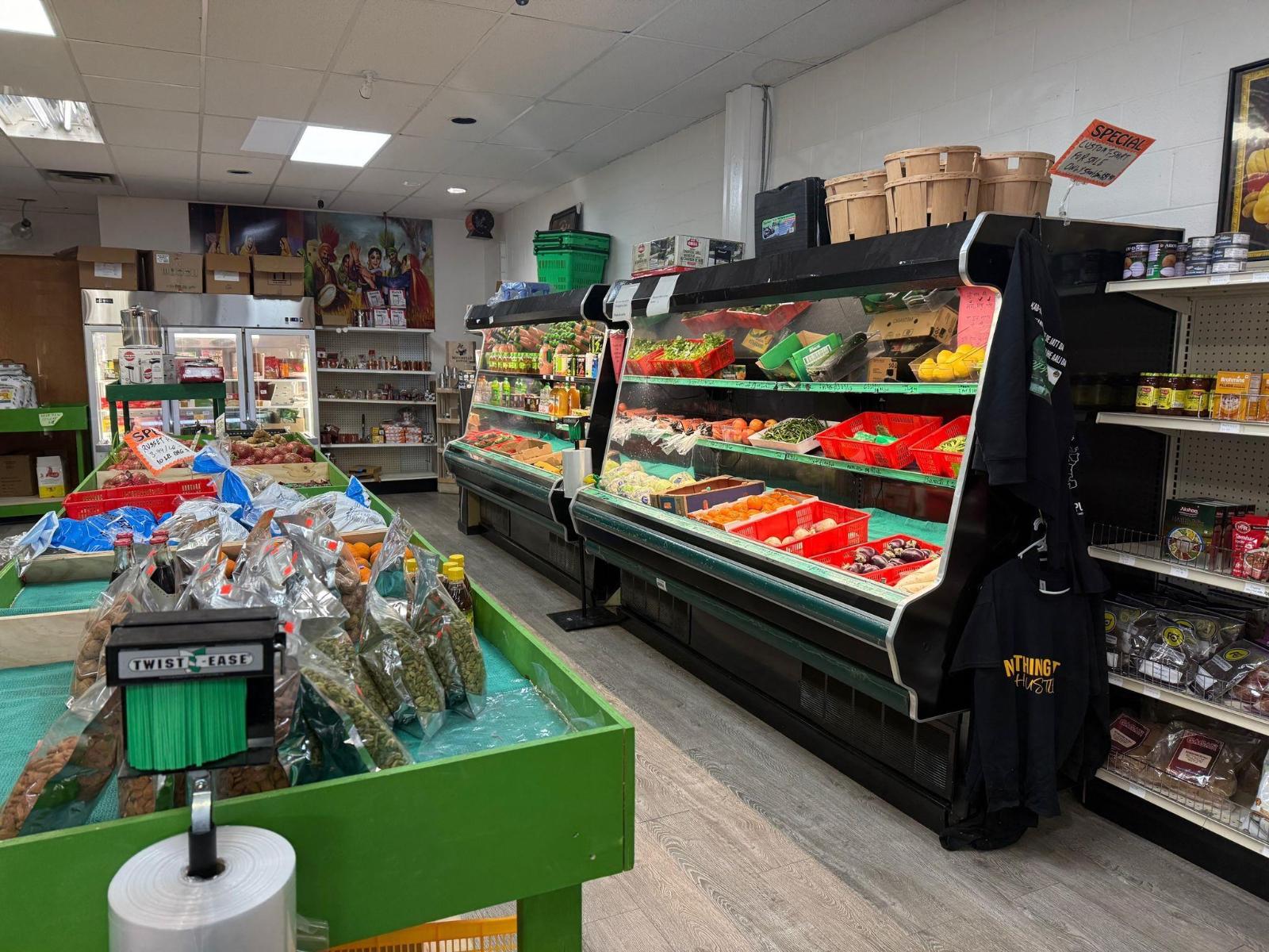 2 5725 Vedder Road, Garrison Crossing, Chilliwack, British Columbia  V2R 3N4 - Photo 1 - C8077785