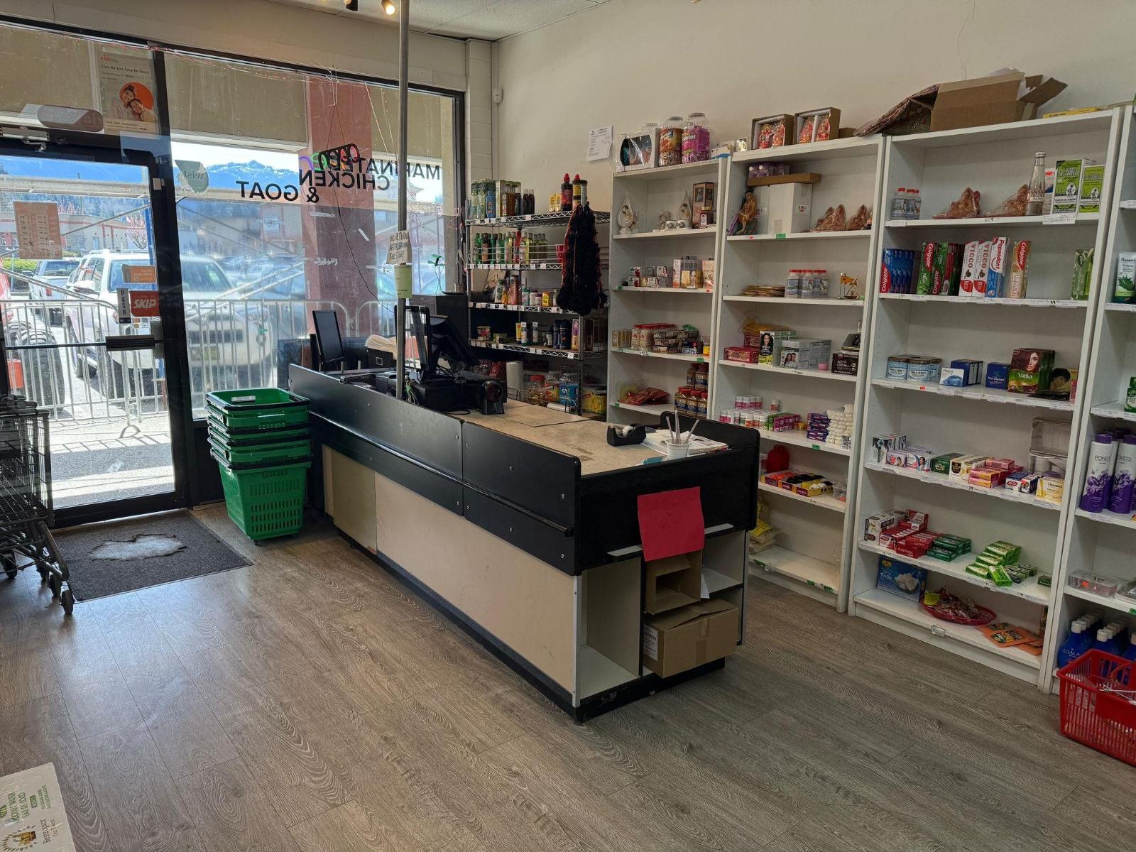 2 5725 Vedder Road, Garrison Crossing, Chilliwack, British Columbia  V2R 3N4 - Photo 3 - C8077785