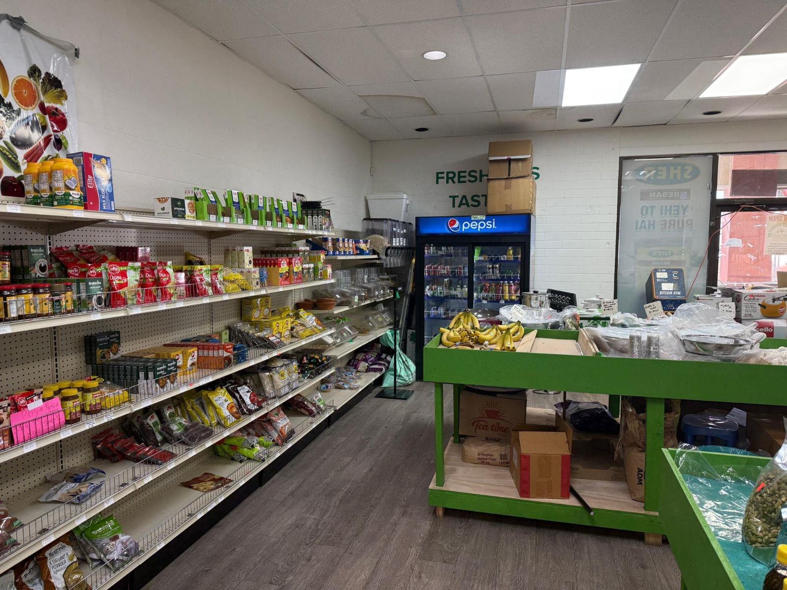 2 5725 Vedder Road, Garrison Crossing, Chilliwack, British Columbia  V2R 3N4 - Photo 2 - C8077785