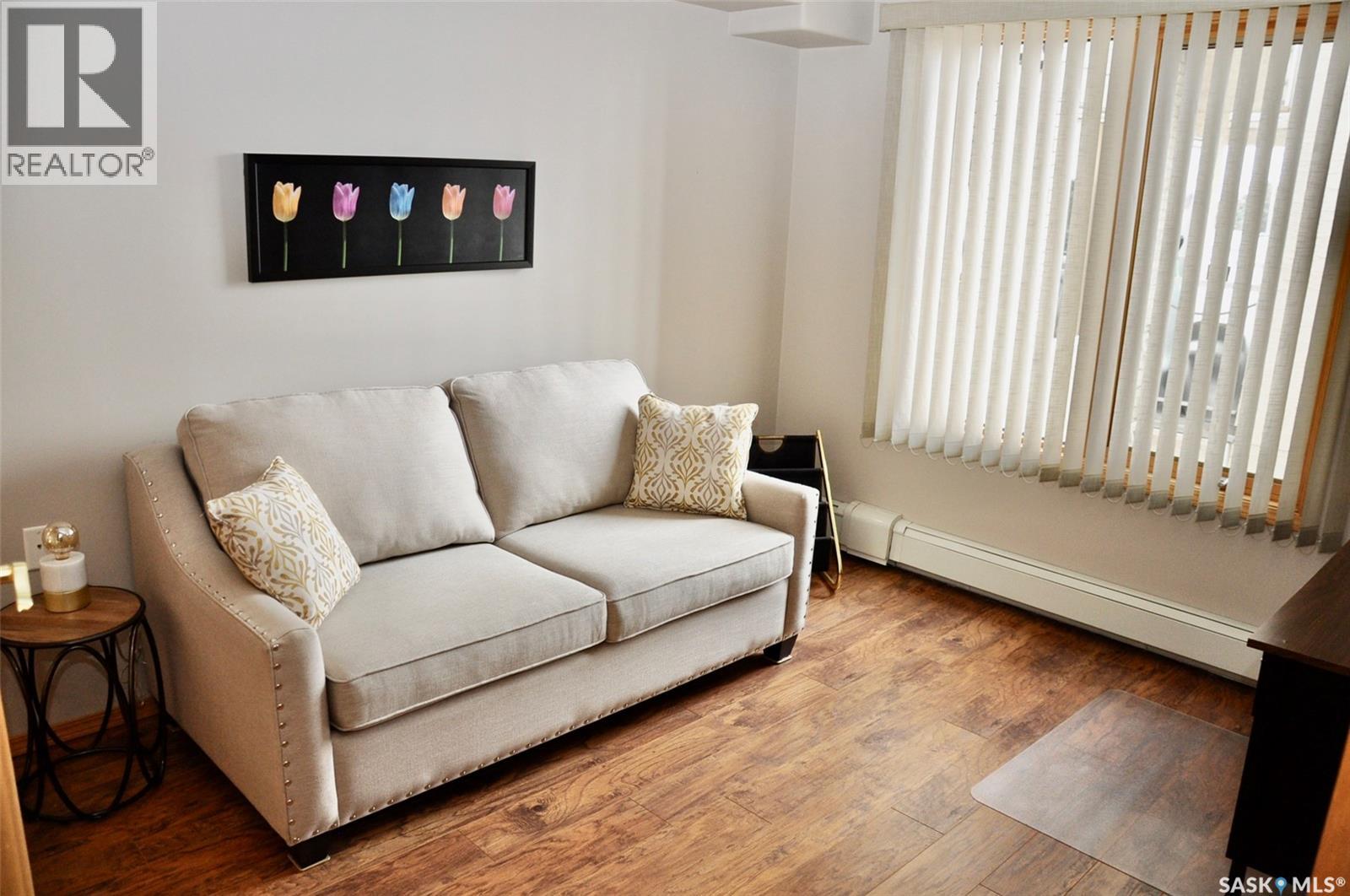 317 325 Keevil Crescent, Saskatoon, Saskatchewan  S7N 4R8 - Photo 20 - SK033048