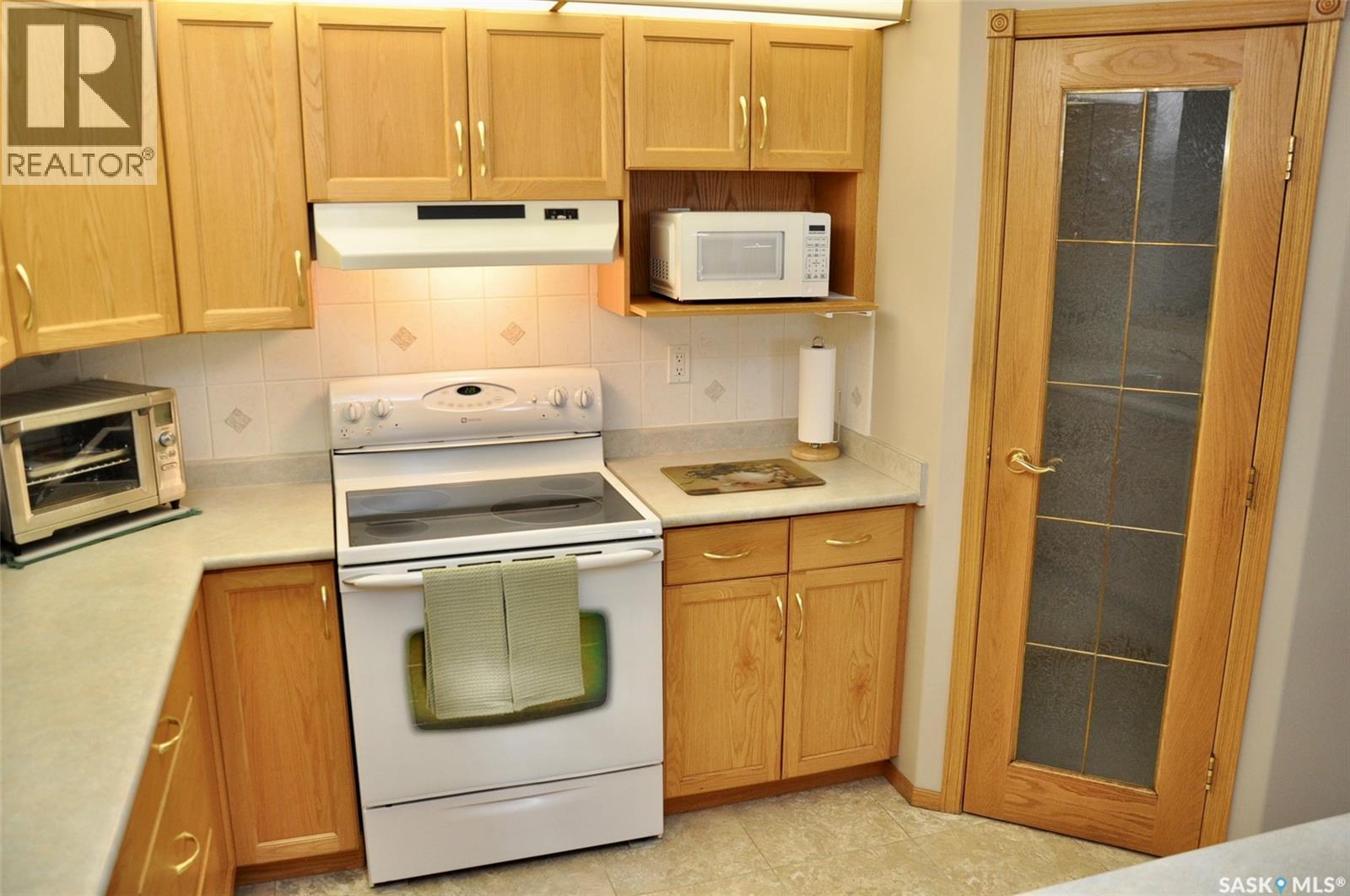 317 325 Keevil Crescent, Saskatoon, Saskatchewan  S7N 4R8 - Photo 11 - SK033048