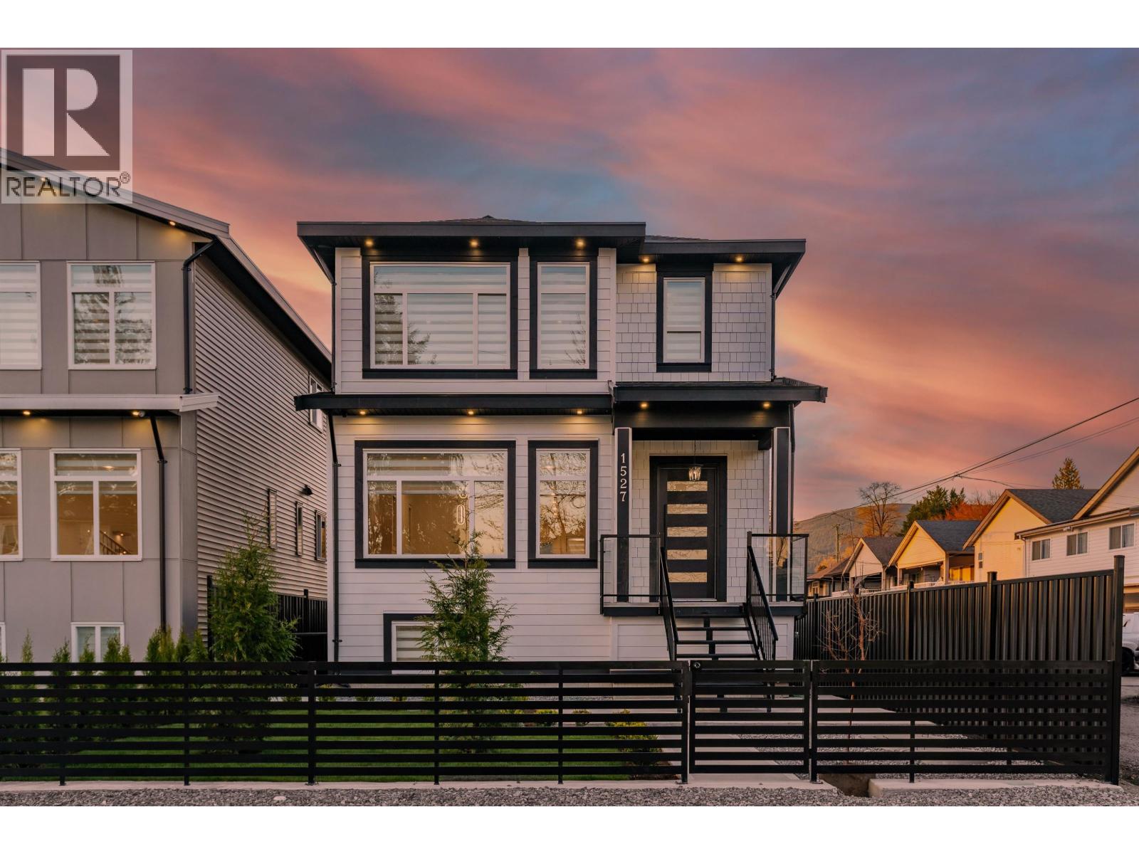 1527 Manning Avenue, Port Coquitlam, British Columbia  V3B 1K6 - Photo 2 - R3112890