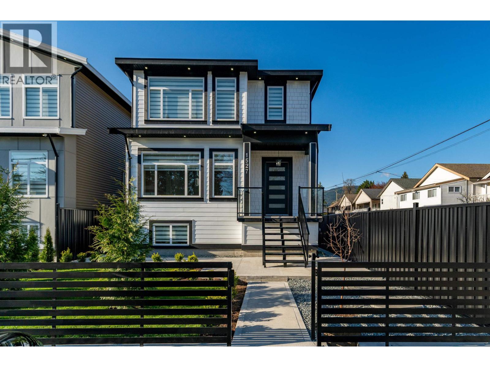 1527 Manning Avenue, Port Coquitlam, British Columbia  V3B 1K6 - Photo 1 - R3112890