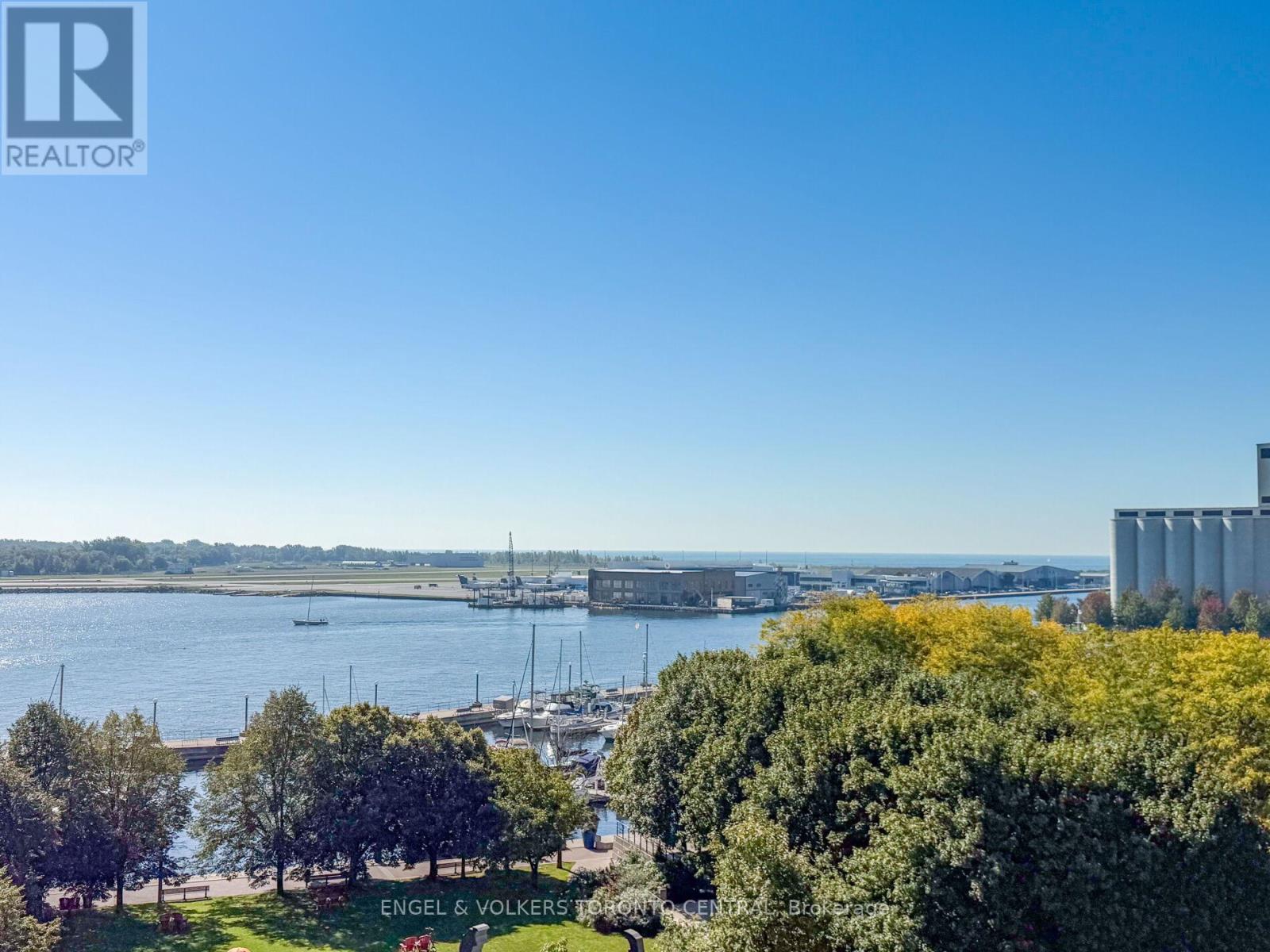 803e - 460 Queens Quay Way W, Toronto, Ontario  M5V 2Y5 - Photo 2 - C12998144