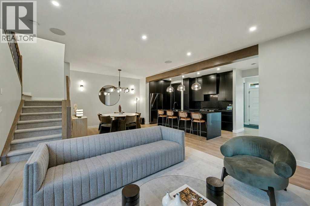 123 Treeline View SW, Calgary, Alberta  T2Y 0V4 - Photo 5 - A2287262