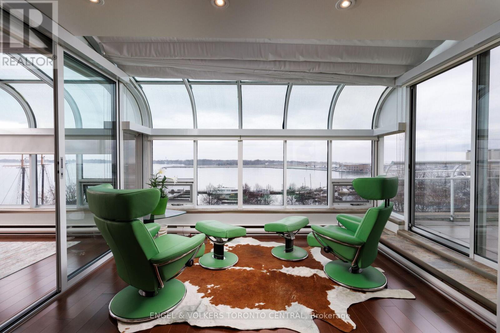 803e - 460 Queens Quay Way W, Toronto, Ontario  M5V 2Y5 - Photo 21 - C12998144