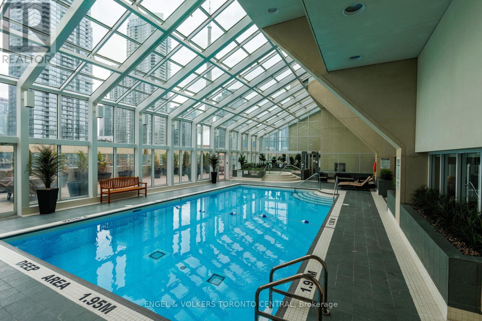 803e - 460 Queens Quay Way W, Toronto, Ontario  M5V 2Y5 - Photo 37 - C12998144