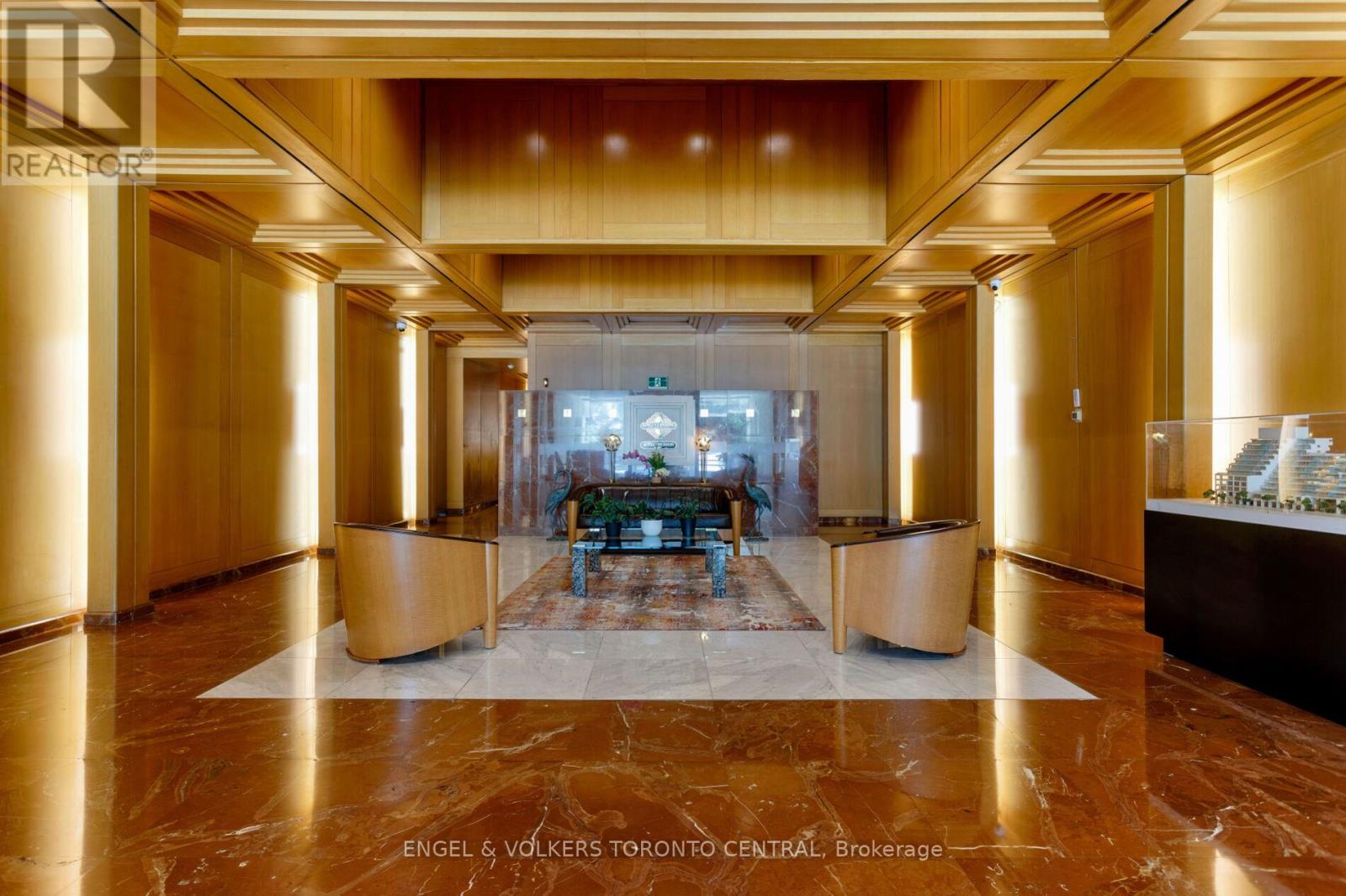 803e - 460 Queens Quay Way W, Toronto, Ontario  M5V 2Y5 - Photo 6 - C12998144