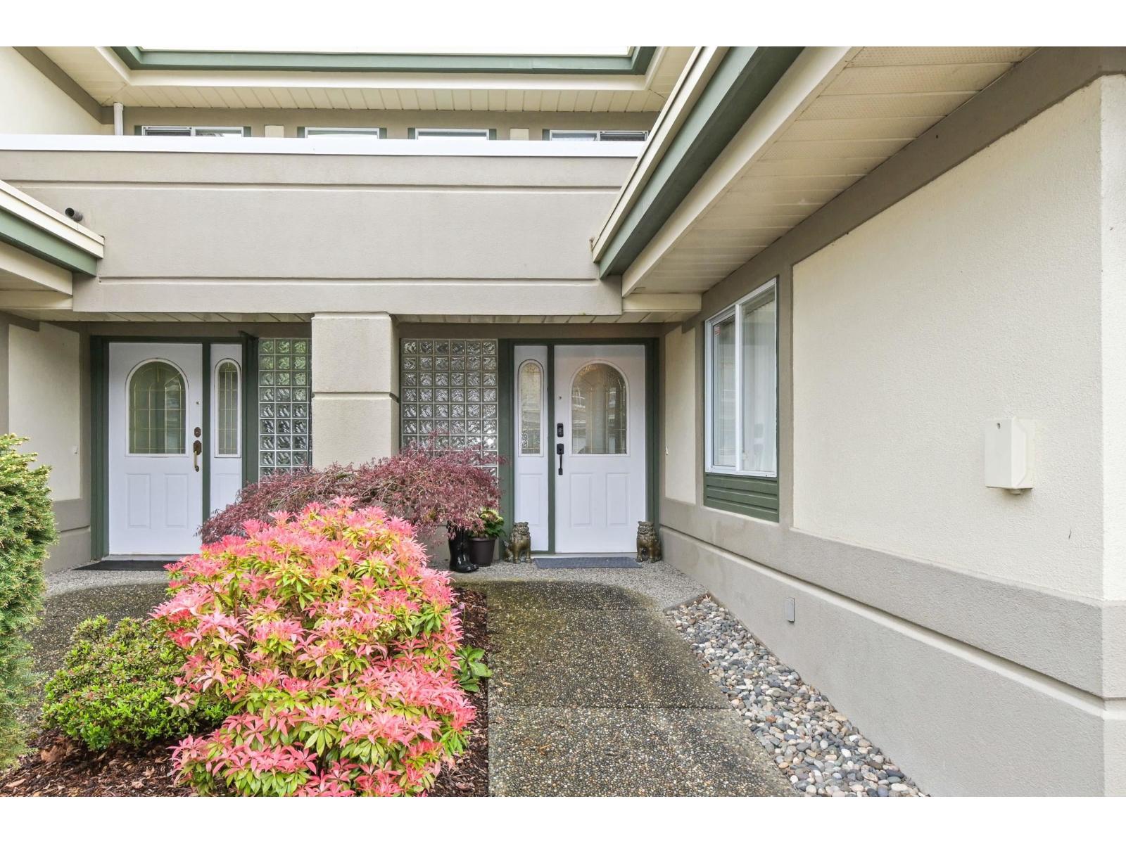 135 4001 Old Clayburn Road, Abbotsford, British Columbia  V3G 1C5 - Photo 2 - R3112302