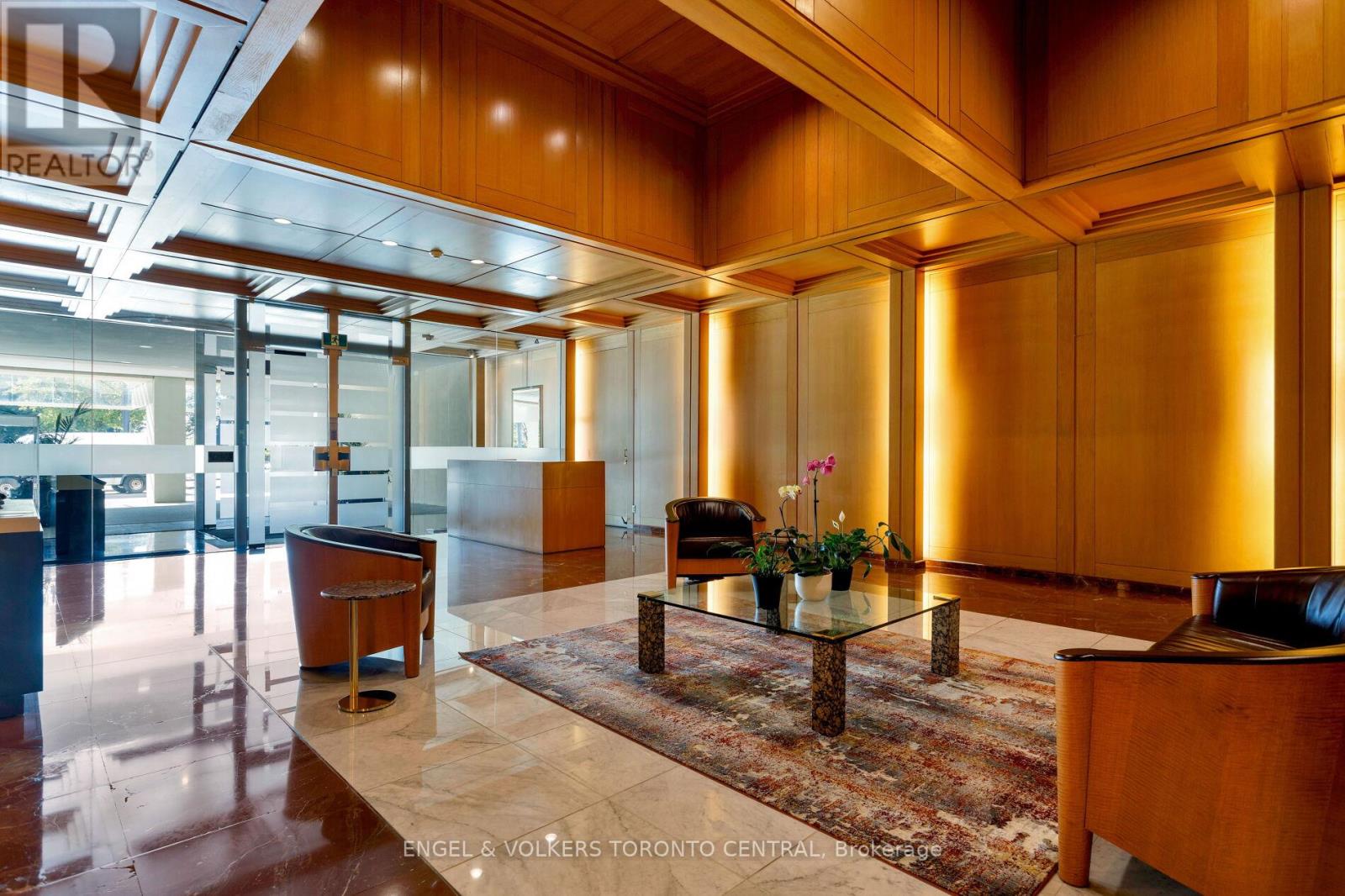 803e - 460 Queens Quay Way W, Toronto, Ontario  M5V 2Y5 - Photo 7 - C12998144