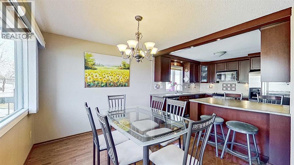 5801/5803 Dalgleish Road NW, Calgary, Alberta  T3A 1K4 - Photo 5 - A2297940