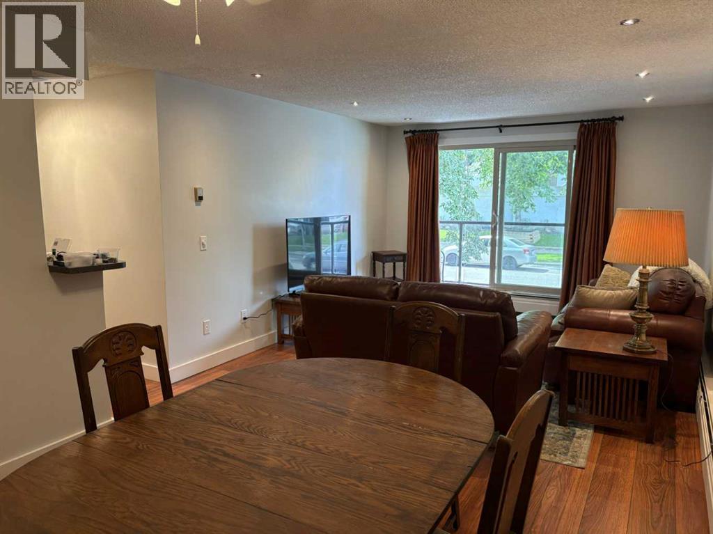 201, 130 25th Avenue, Calgary, Alberta  T2S 0M4 - Photo 6 - A2299925