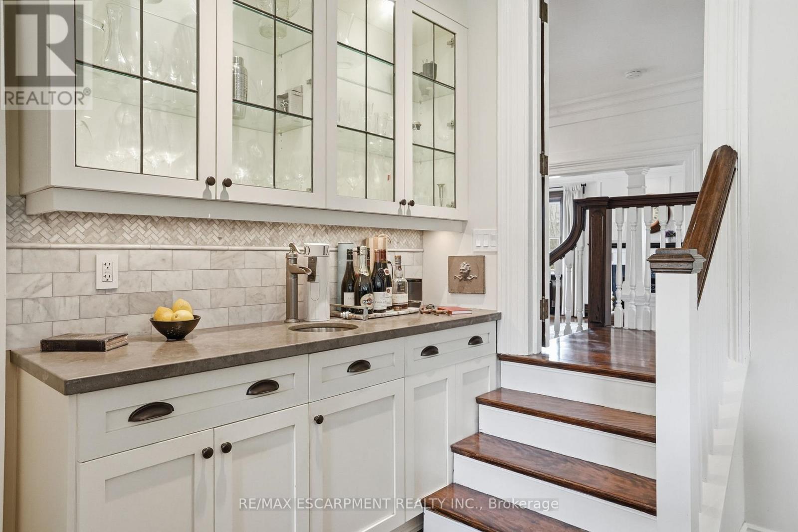 184 King Street, Oakville, Ontario  L6J 1B4 - Photo 12 - W13014006