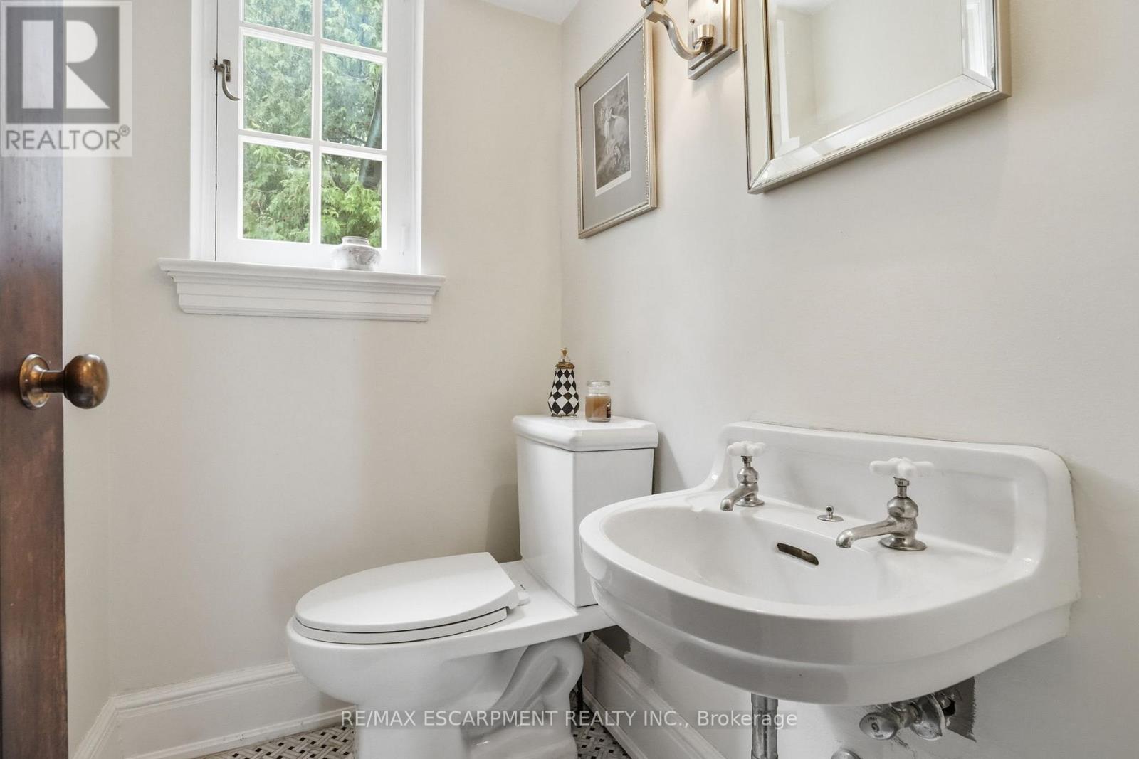 184 King Street, Oakville, Ontario  L6J 1B4 - Photo 16 - W13014006