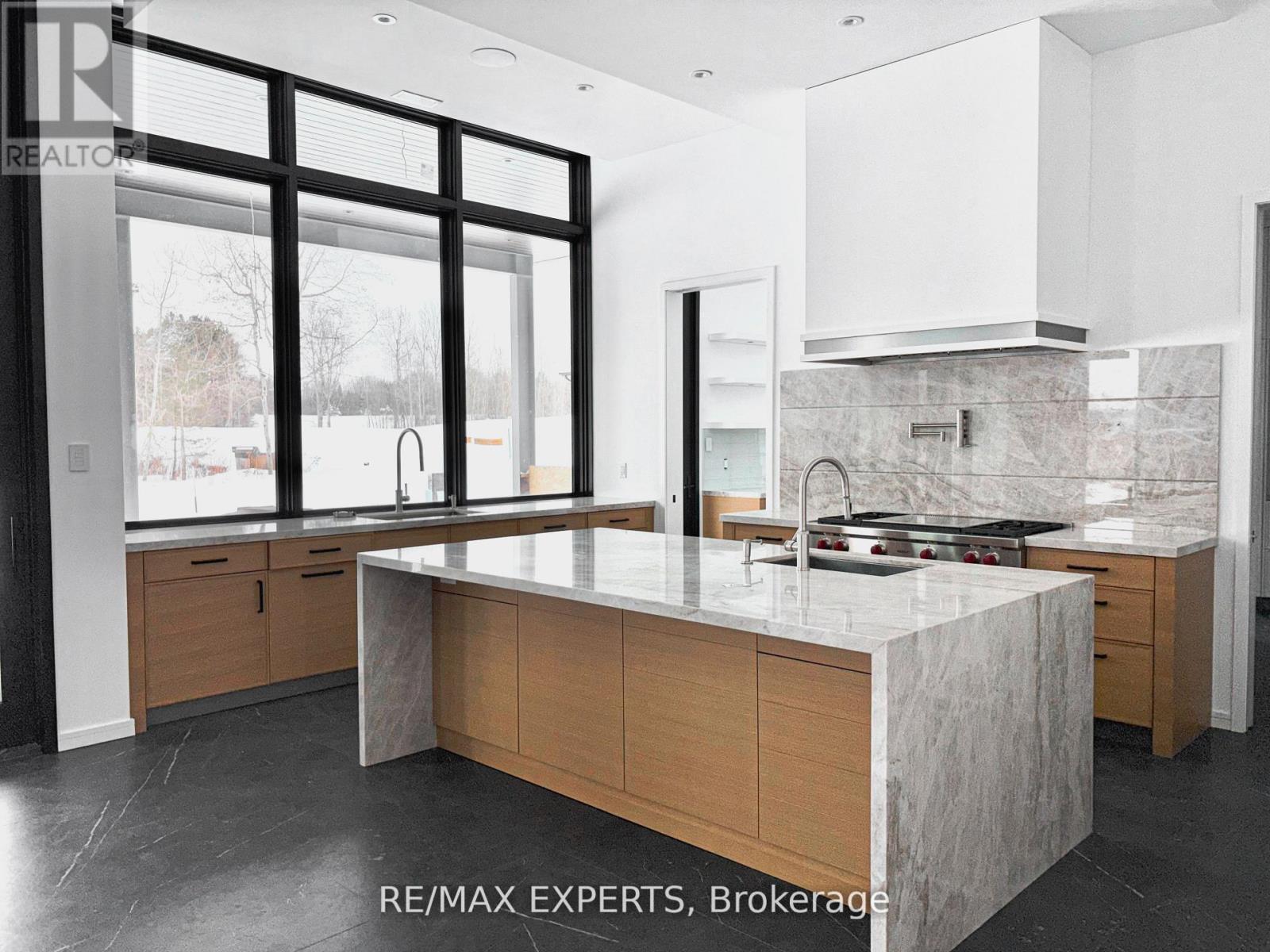 130 Dale Crescent, Bradford West Gwillimbury, Ontario  L0L 1L0 - Photo 10 - N13014780