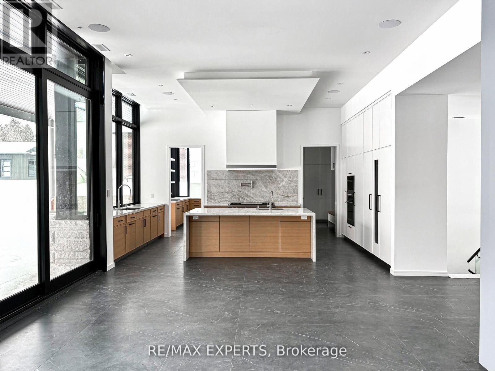 130 Dale Crescent, Bradford West Gwillimbury, Ontario  L0L 1L0 - Photo 7 - N13014780