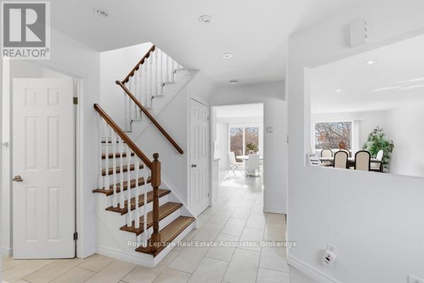 115 Coles Avenue, Vaughan, Ontario  L4L 1L8 - Photo 4 - N13014820