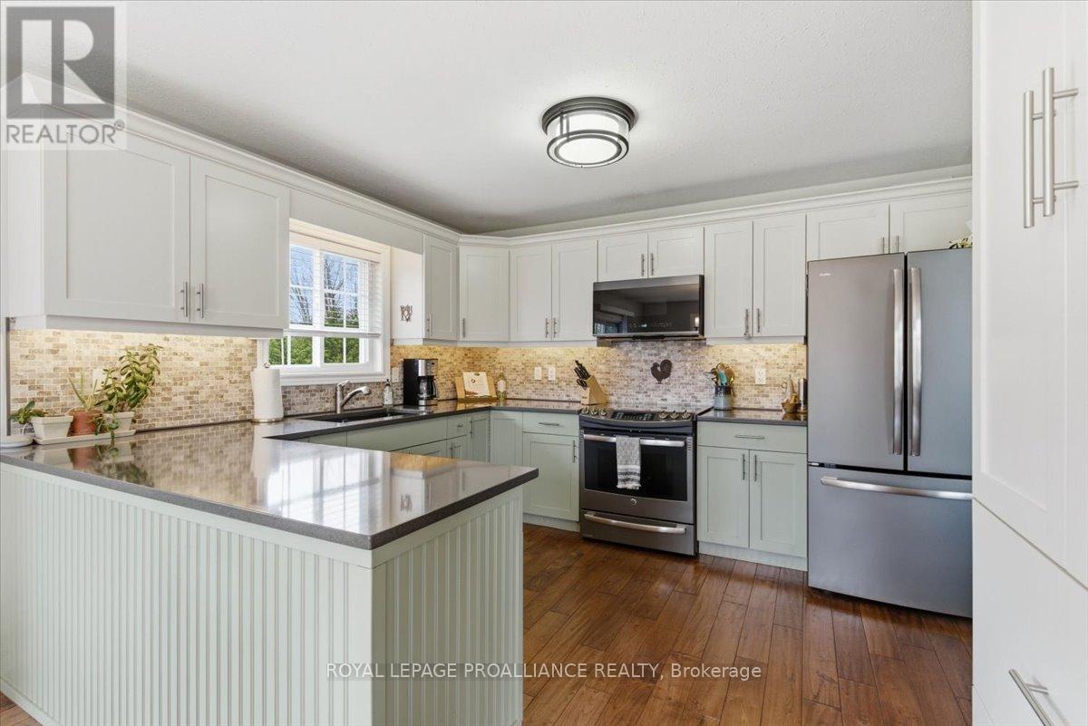 80 Whispering Woods Drive, Quinte West, Ontario  K8V 5P7 - Photo 18 - X13014424