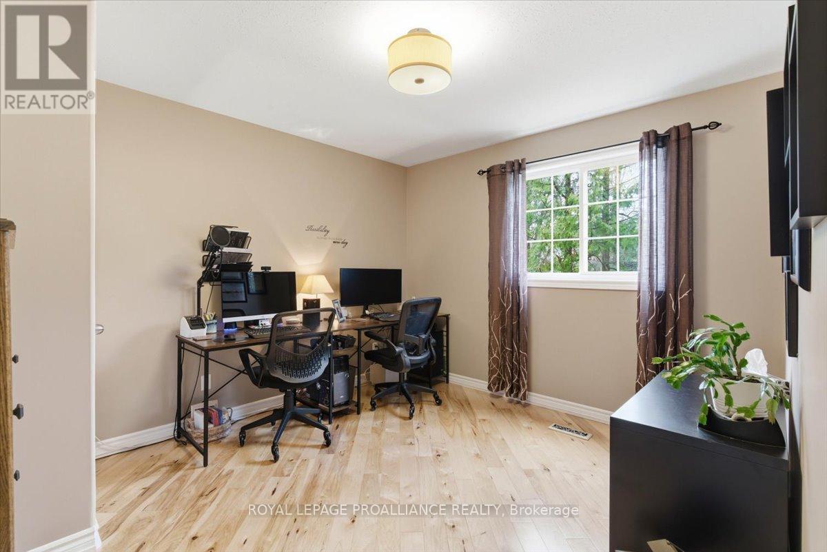 80 Whispering Woods Drive, Quinte West, Ontario  K8V 5P7 - Photo 31 - X13014424