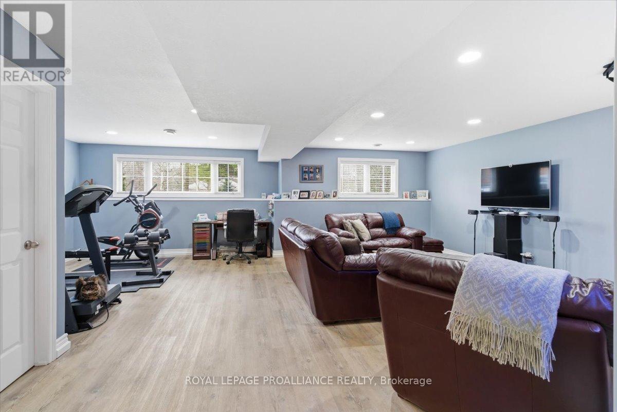 80 Whispering Woods Drive, Quinte West, Ontario  K8V 5P7 - Photo 35 - X13014424