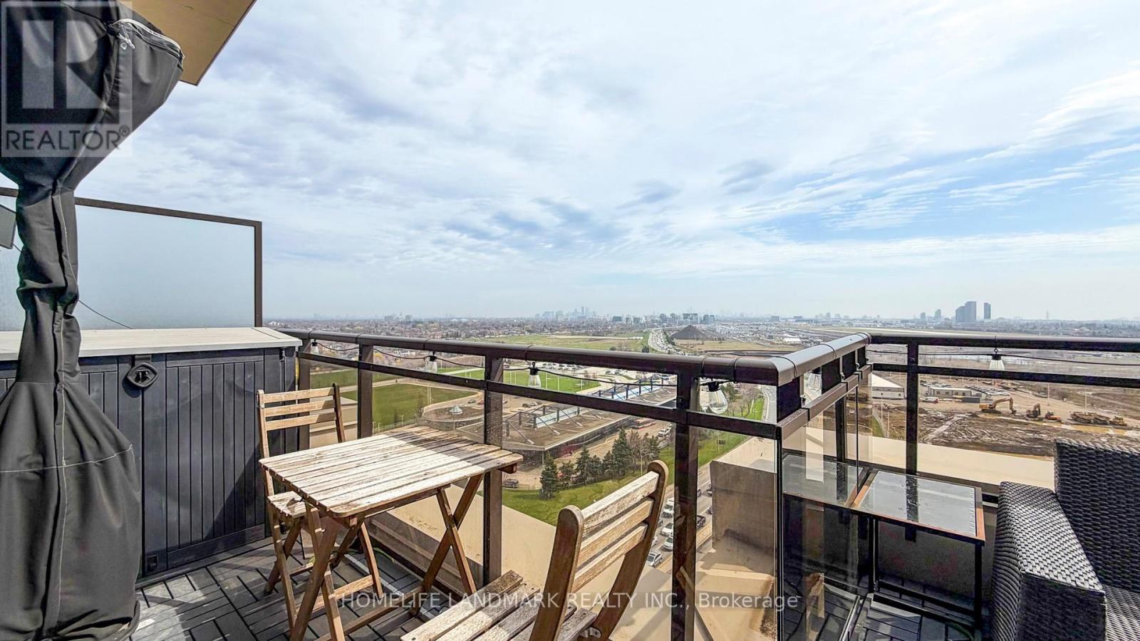 Ph-11 - 1060 Sheppard Avenue W, Toronto, Ontario  M3J 0G7 - Photo 27 - W13014728