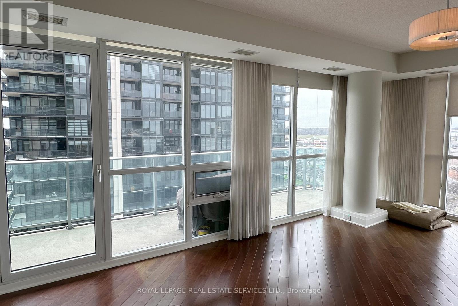 1011 - 1055 Southdown Road, Mississauga, Ontario  L5J 0A3 - Photo 16 - W13014752