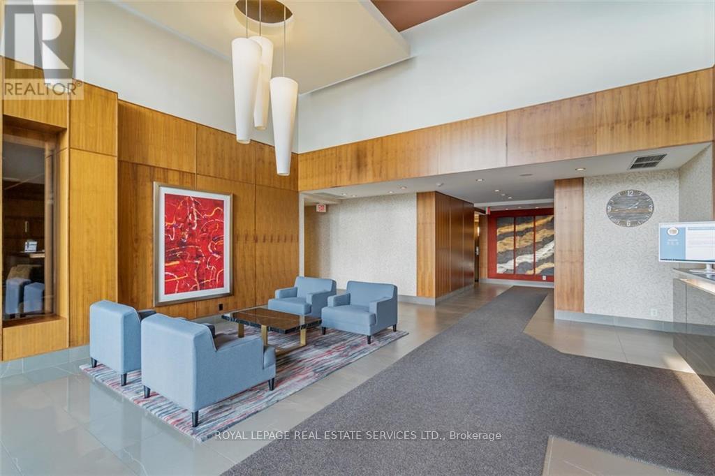 1011 - 1055 Southdown Road, Mississauga, Ontario  L5J 0A3 - Photo 4 - W13014752