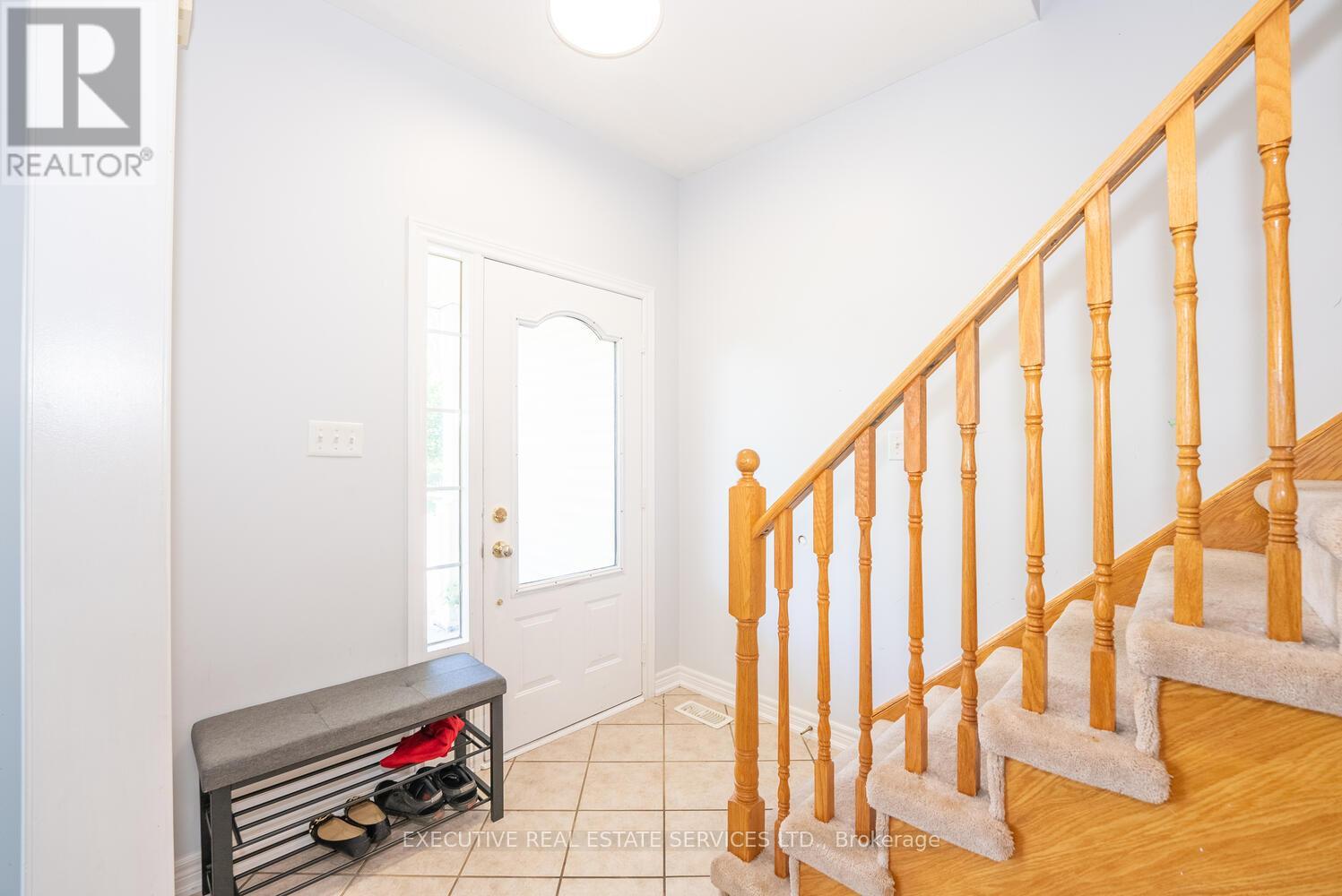 39 Hurst Street, Halton Hills (Ac Acton), Ontario  L7J 2Z8 - Photo 12 - W13014830