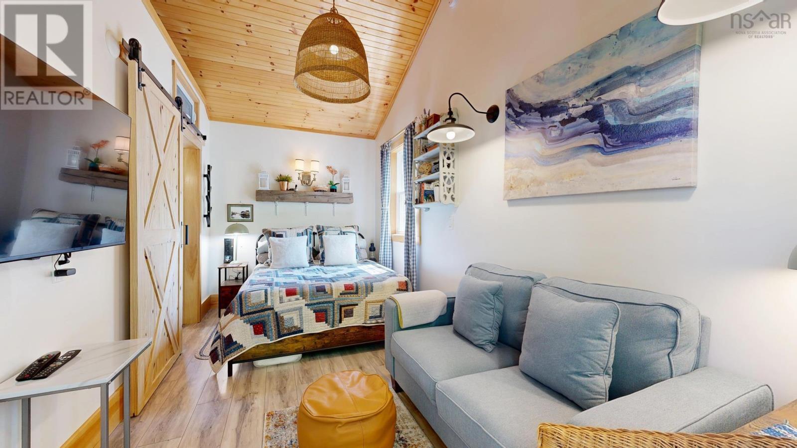 17 George Street, Shelburne, Nova Scotia  B0T 1W0 - Photo 47 - 202601864