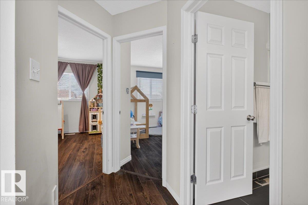 4519 Turner Sq NW, Edmonton, Alberta  T6R 3E3 - Photo 24 - E4475122