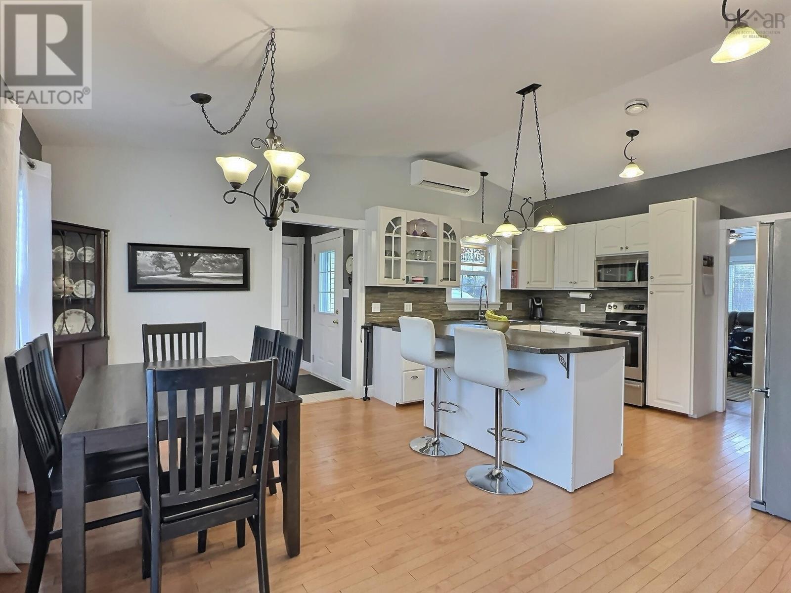 10758 2 Highway, Masstown, Nova Scotia  B0M 1G0 - Photo 7 - 202607811