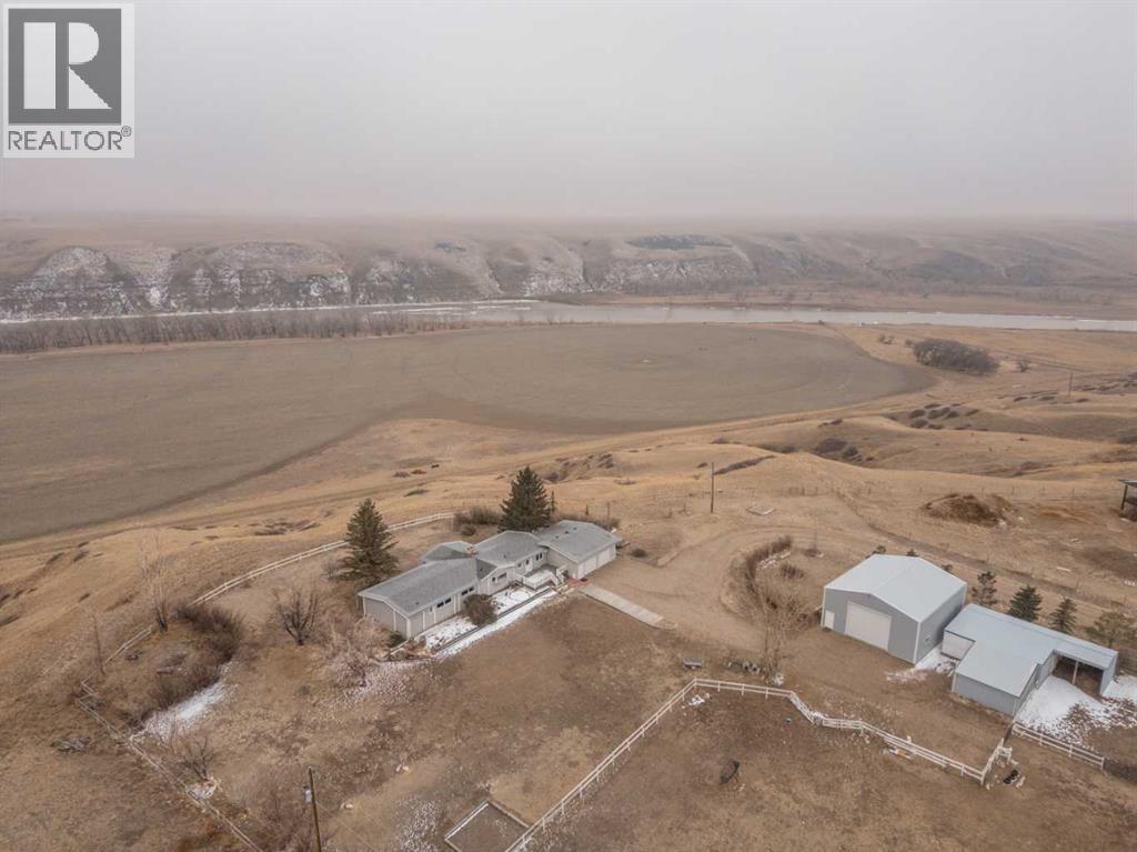 173065 Twp 102, Rural Taber, Alberta  T1G 2C9 - Photo 4 - A2293357