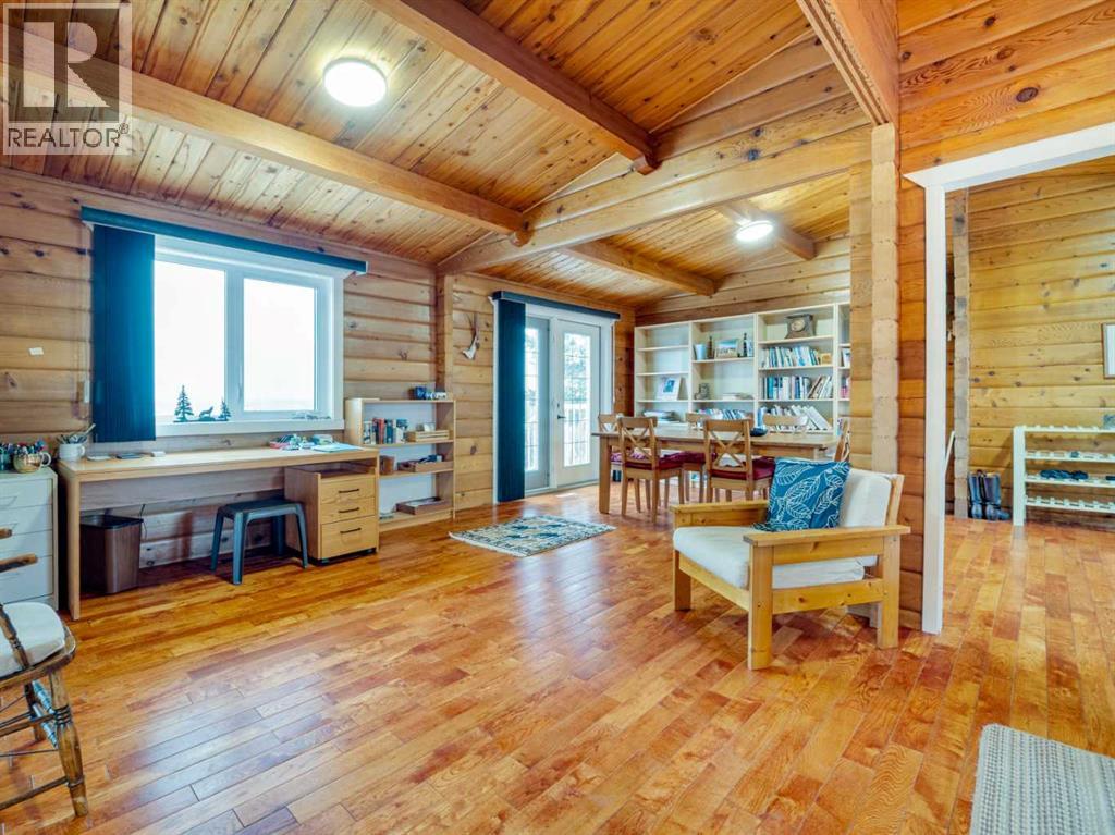 173065 Twp 102, Rural Taber, Alberta  T1G 2C9 - Photo 9 - A2293357