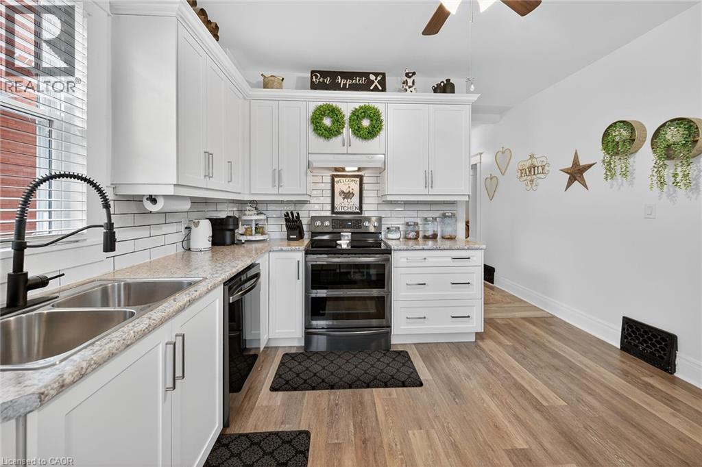 22 Griffith Street, Welland, Ontario  L3B 4G4 - Photo 18 - 40821469